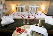 Romantic_room2